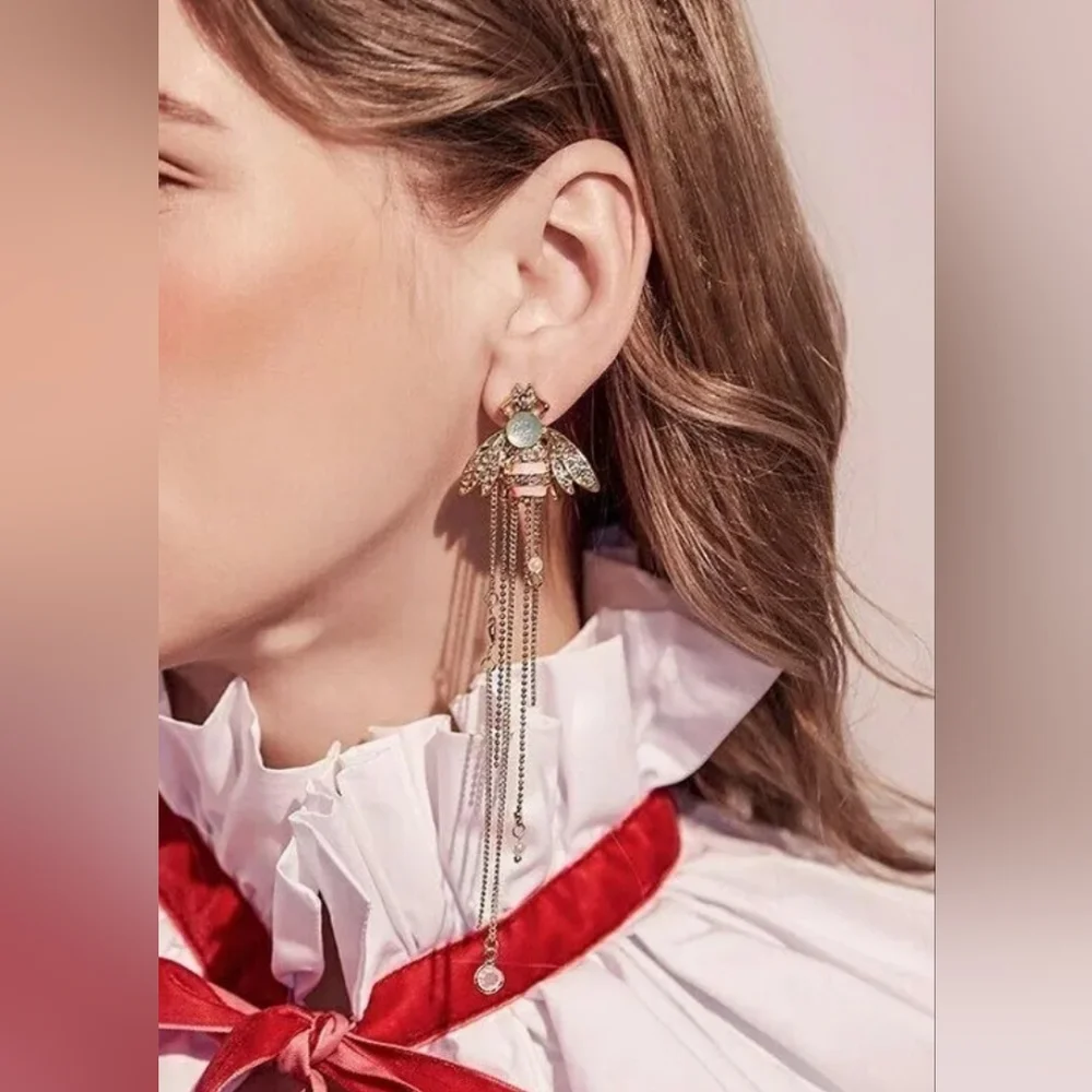 π π Betsey Johnson Bumble Bee Multi-Chain Tassel Earrings Pink Gold - Picture 2 of 8